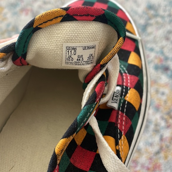Size 11 Checkered Vans - Picture 4 of 4